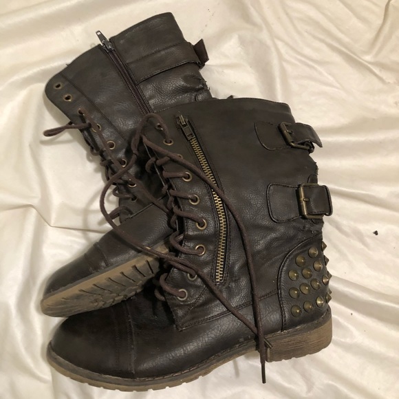 Shoes - Combat boots